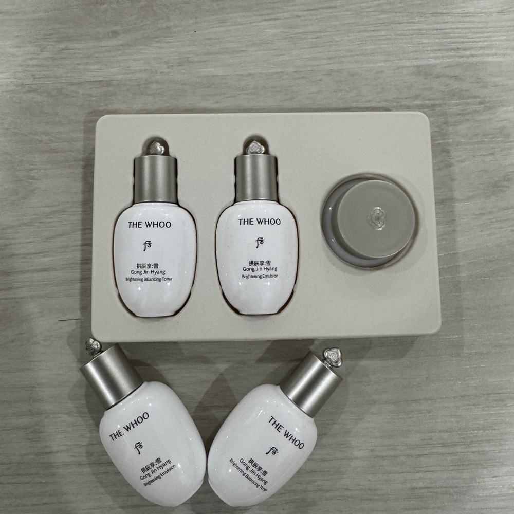 The Whoo Brightening Balancing Toner